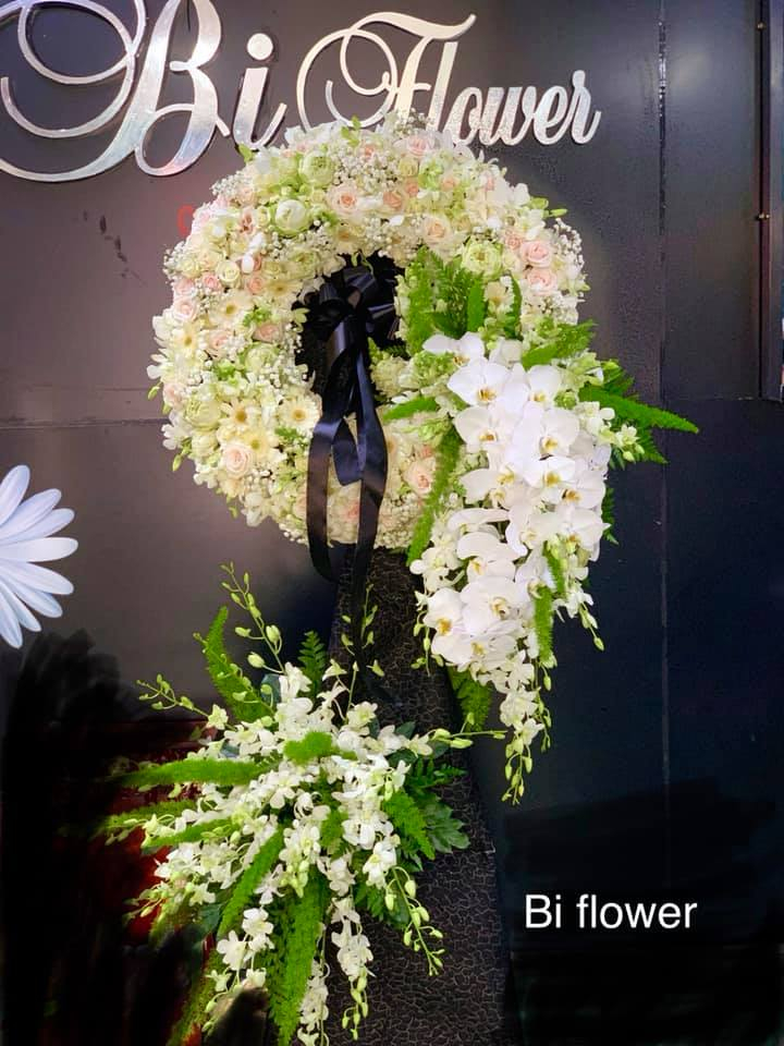 Hoa tang lễ của Bi Flowers