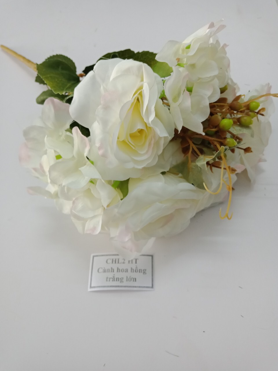 Hoa hồng trắng trang trí lại cực đẹp