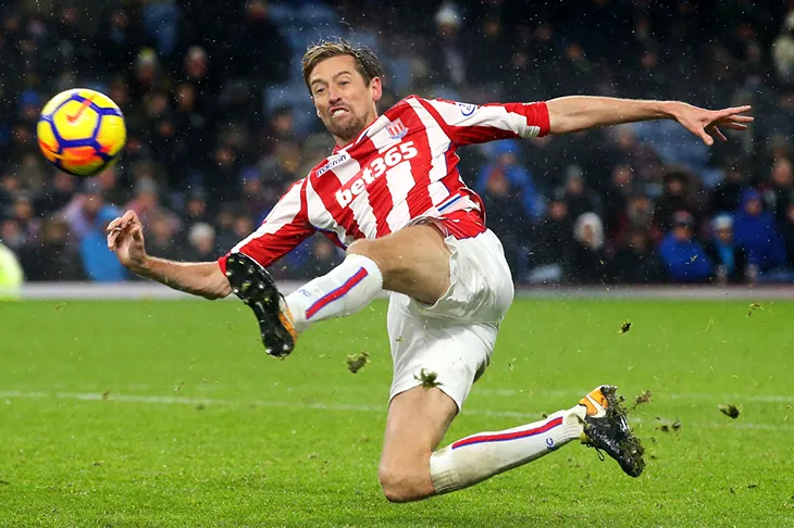 Peter Crouch cầu thủ có chiều cao vượt trội